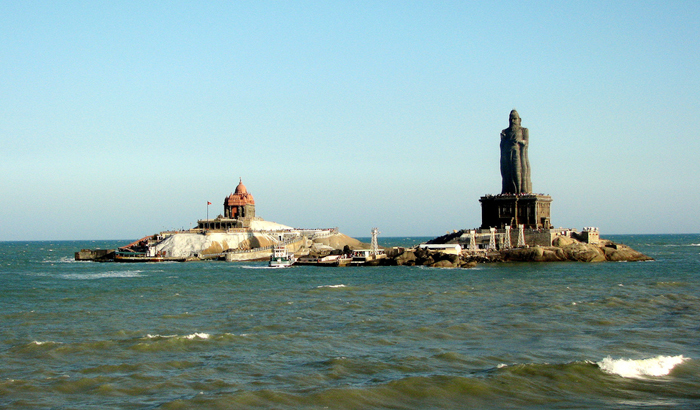 Thiruvalluvar-Statue-in-Kanyakumari-Ramanathan-Kathiresan-flickr_0